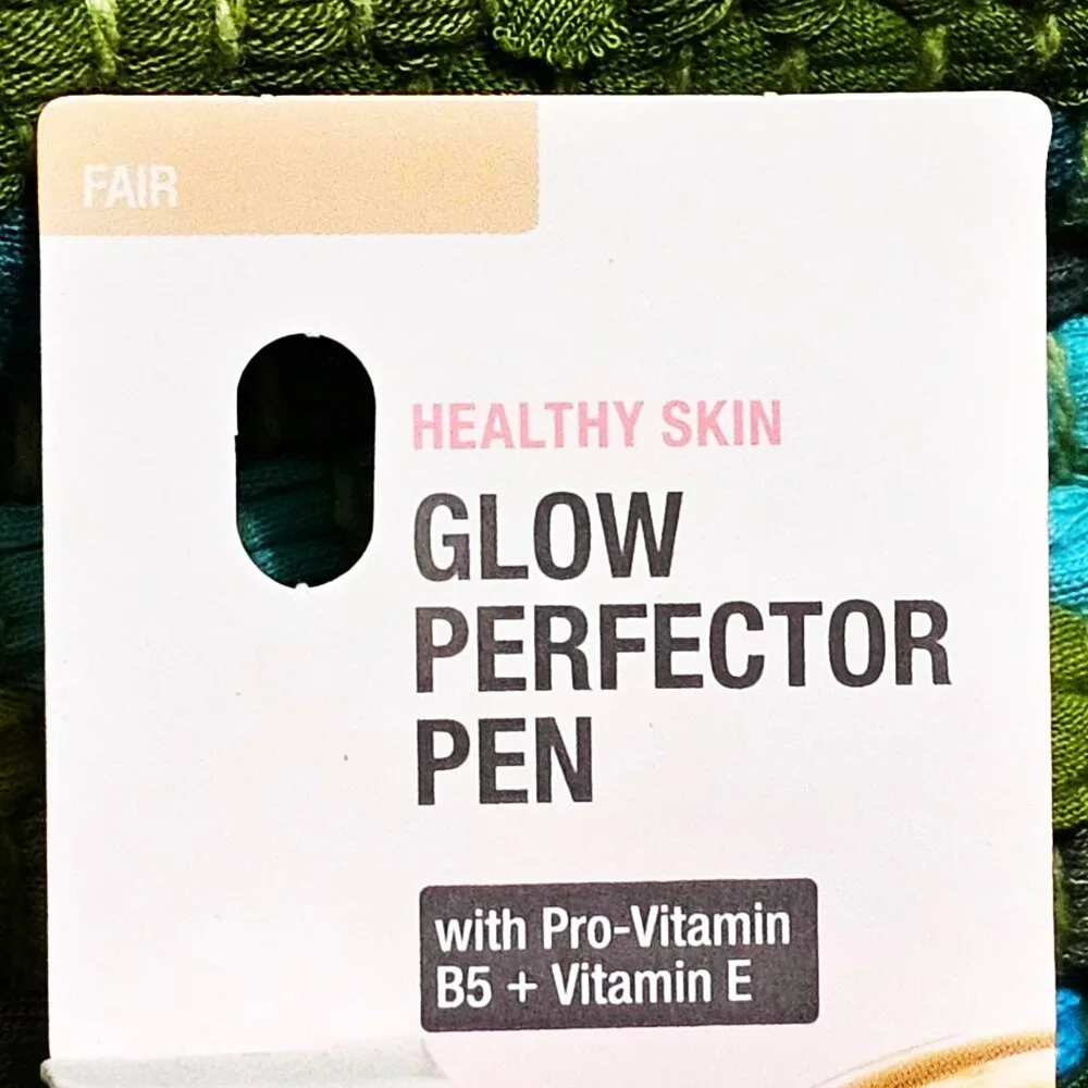 Neutrogena Healthy Skin Glow Perfector Pen, Pro-Vitamin B5 + Vitamin E. Fair